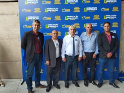 EM BRASÍLIA, PREFEITO GATÃO PARTICIPOU DA MOBILIZAÇÃO PROMOVIDA PELA CONFEDERAÇÃO NACIONAL DOS MUNICÍPIOS