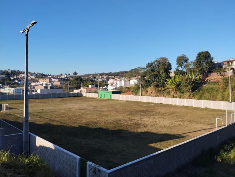 PREFEITURA FAZ COMPLETA REVITALIZAÇÃO DO ESTÁDIO GOIABÃO!!