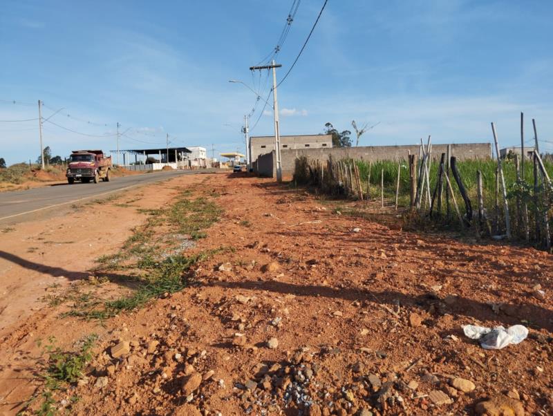 MELHORIA NA INFRAESTRUTURA: PREFEITURA DE BOM SUCESSO REALIZARÁ OBRAS DE PAVIMENTAÇÃO ASFÁLTICA E EXTENSÃO DE REDE DE ILUMINAÇÃO PÚBLICA