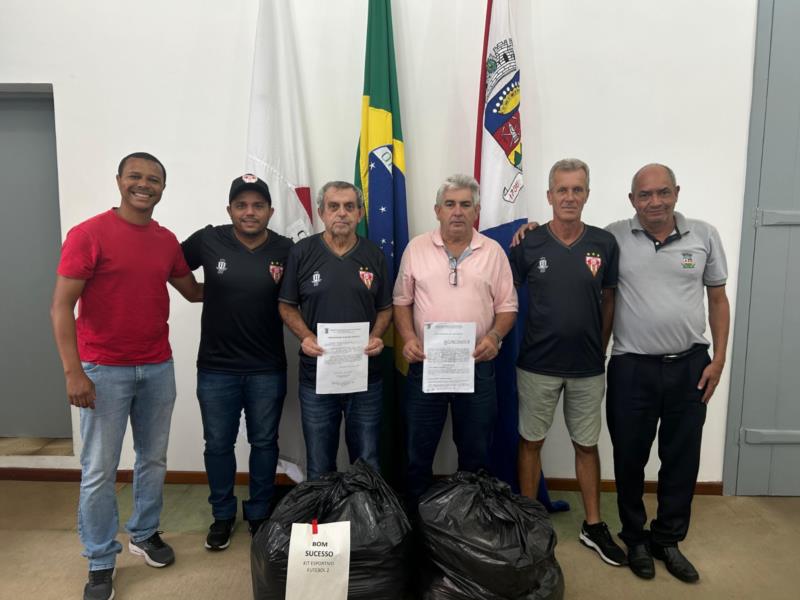 PREFEITURA DE BOM SUCESSO ASSINA TERMO DE PERMISSÃO DE USO DO CAMPO DO GOIABÃO COM O SÃO JOSÉ