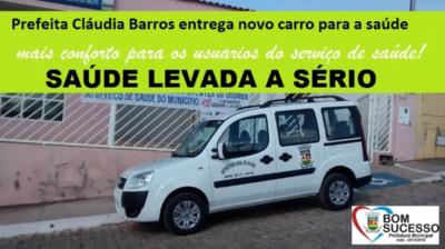 A Prefeita e a Secretária Municipal de Saúde fizeram a entrega simbólica